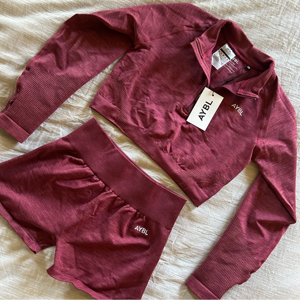 AYBL 🍇 burgundy workout set